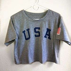 Cropped USA T-Shirt